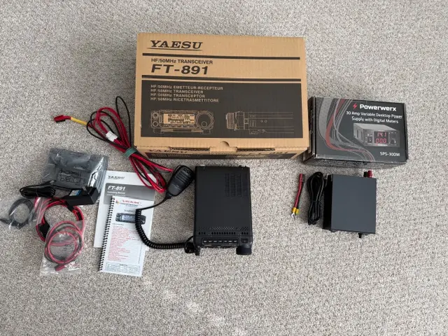 Yaesu FT-891 HF transceiver